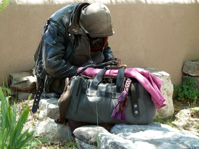 Warm Meals for Homeless People in Los Angeles
